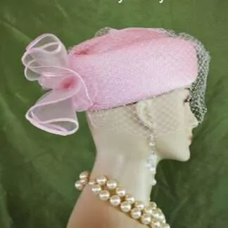 Church Hats For Women, Pillbox Wedding Hat, Mother Of The Bride Hats, Women's Pink Pillbox Formal Wedding Hat With A Birdcage Veil, Couture Church Vintage Style Millinery Y883